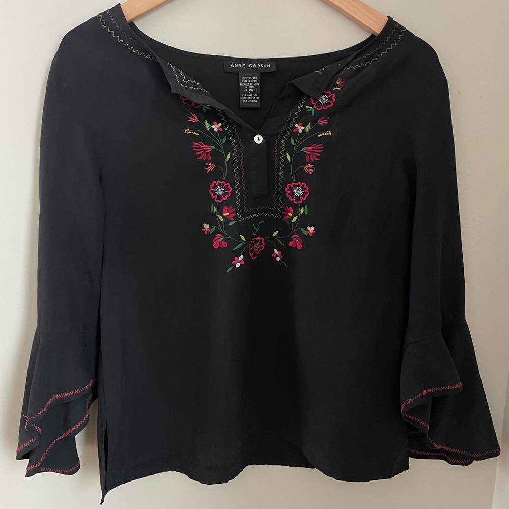 Anne Carson 100% Silk Embroidered Blouse Sz Medium Boho Cottagecore Hippy - Picture 2 of 12